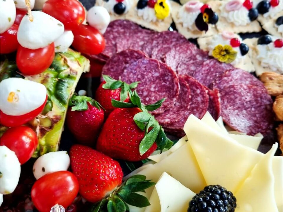 Platou rece cu mancare - Platouri Brasov