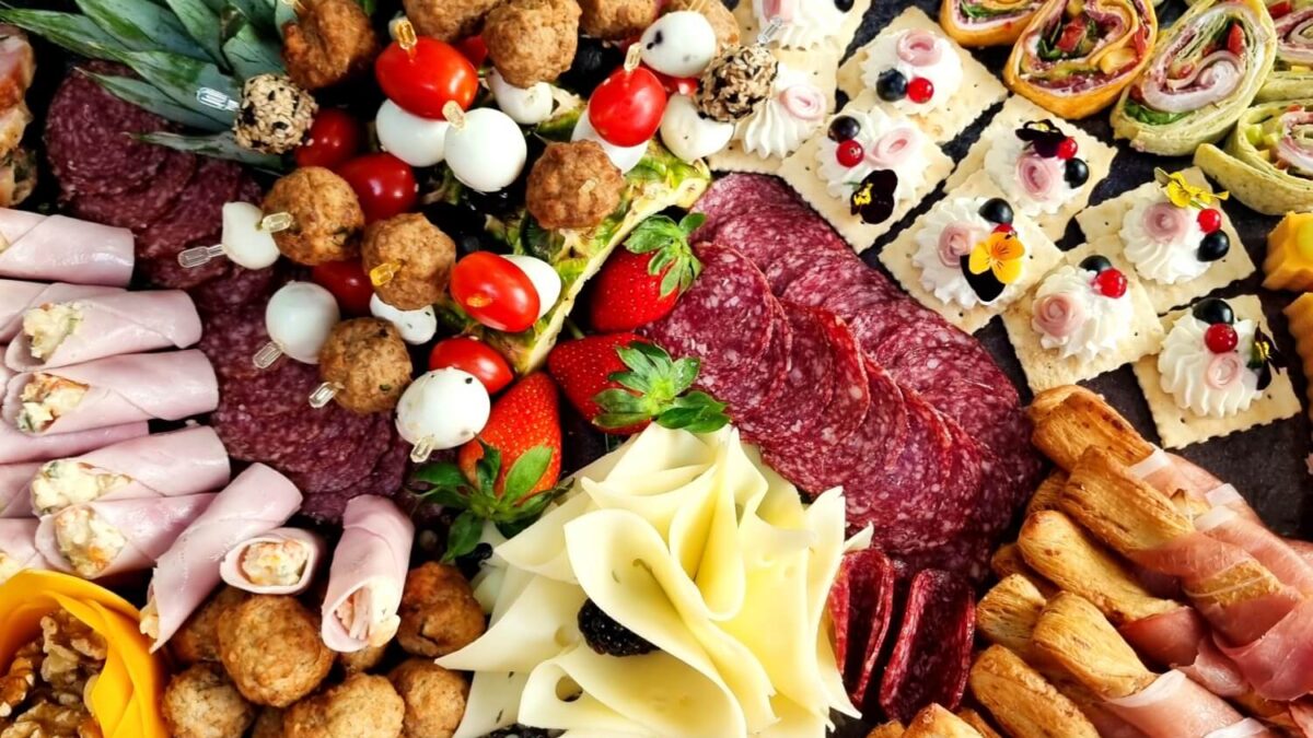 Platouri Brasov - platou rece