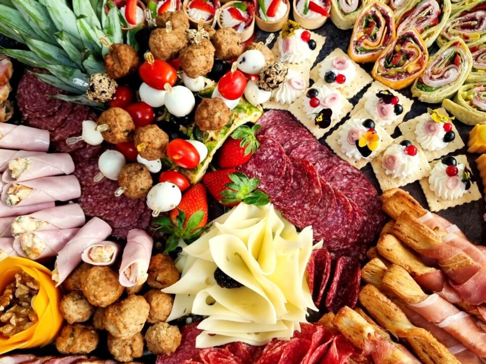 Platouri Brasov - platou rece