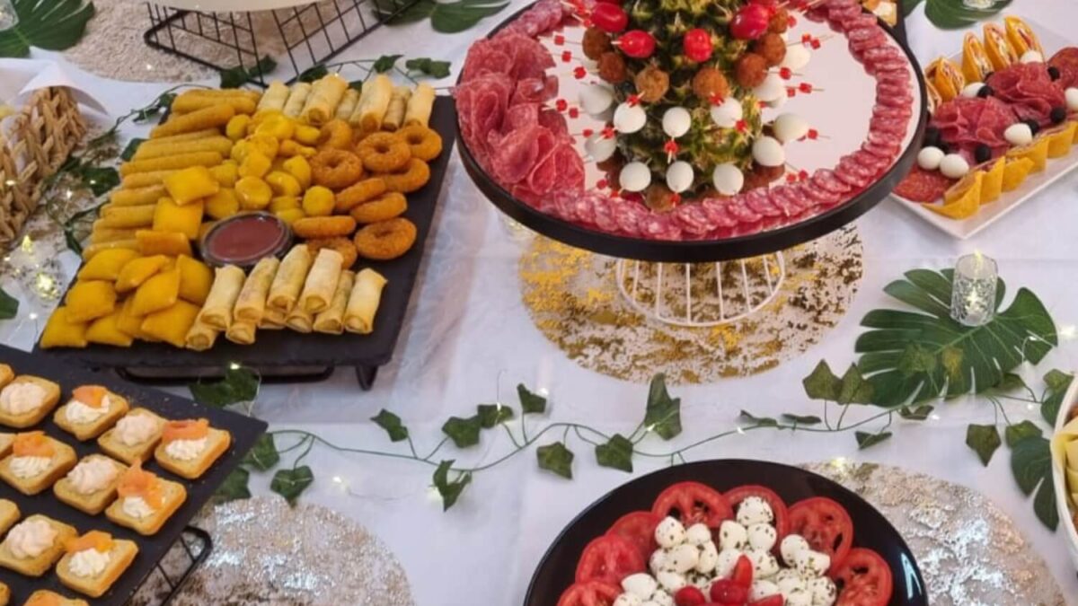 Platouri Reuniuni si intalniri